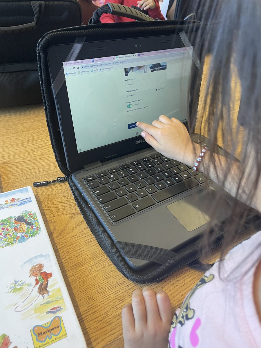 Stephanie Balster tweet media