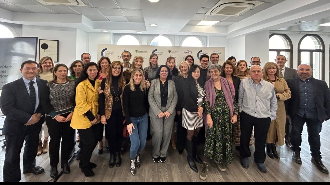 Hoy la Plataforma Cronicidad Horizonte 2025, <a href="/Ch2025/">CAROLINA  DURAN</a> con la participación de todos los agentes de Salud compartiendo diferentes modelos integrales en atención a la cronicidad con la visión de profesionales de diferentes Comunidades Autonómicas de España.