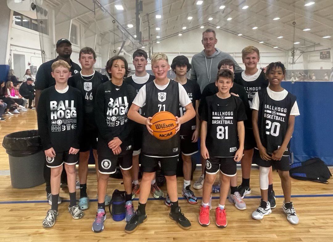One month into the Fall/Winter season, strong first weekend of competition🏀 Ballin for a Cure - Reebok ⬇️ 🥇4th Grade Select - Thomas 🥈8th Grade Premier - Hogg 🥈6th Grade Select - Riney Halloween Haunt - Premier Hoops⬇️ 🥇7th Grade Premier - Grady 13 CNR League W’s🔥‼️