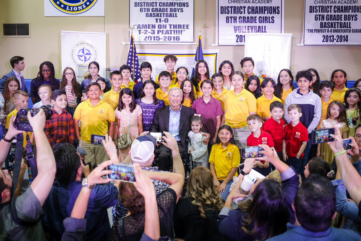 Governor Abbott Press Office tweet media