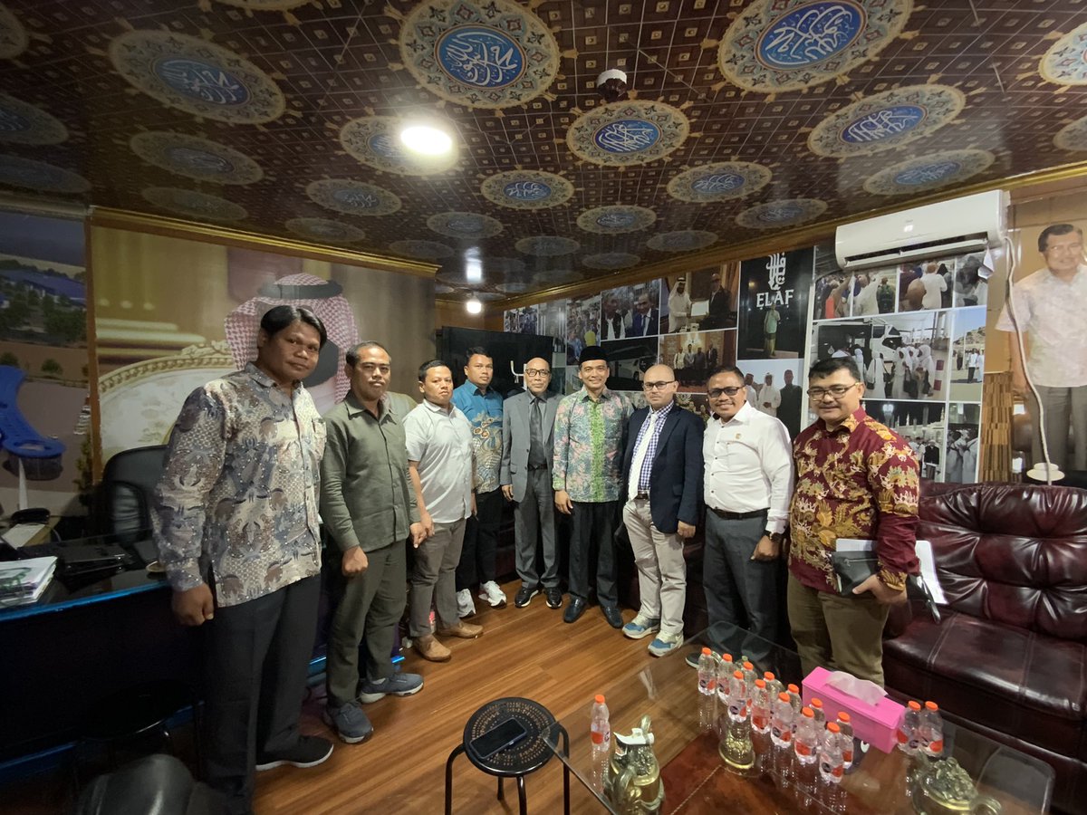 Pendukung Partai Republik tweet media