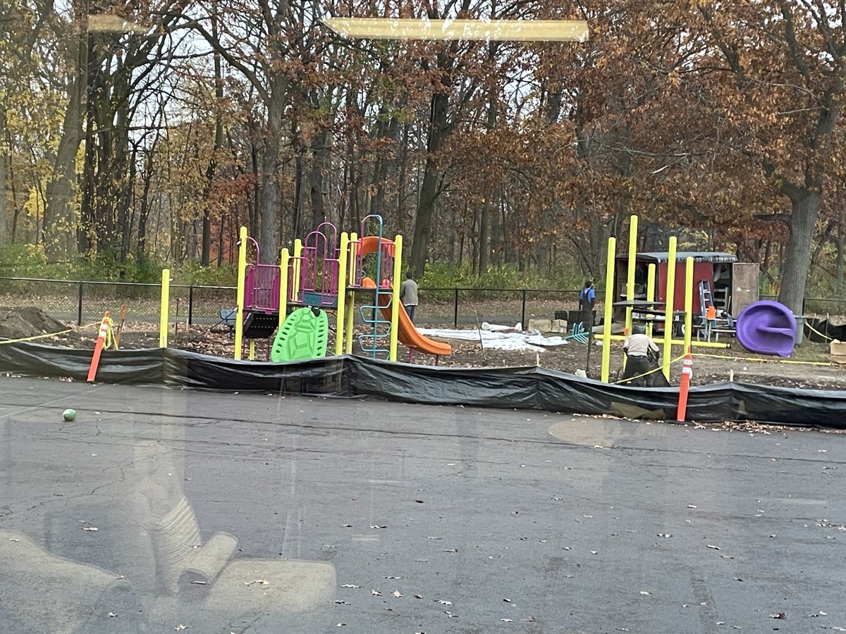 Ravinia School tweet media