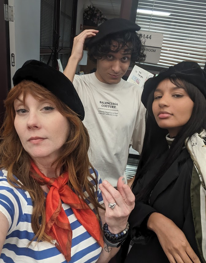 TheKHSLibrary's tweet photo. We are celebrating French Heritage in the library! Thank you to Madame Will and the French National Honor Society for the fun week!
C'est La Vie! #WeAreKHS #GoCougs #French #FrenchClub #KempnerLibrary @KHS_Cougars @FBISD_Libraries https://t.co/2qt8M3Vr9n