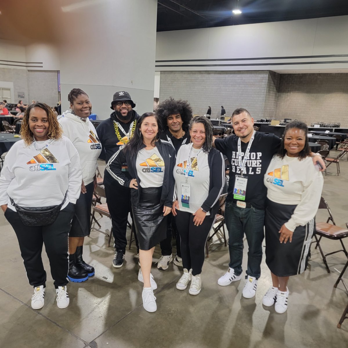 SEL in APS tweet media