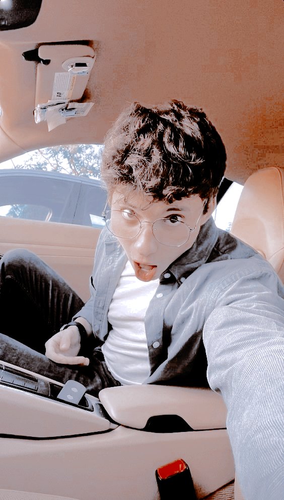 DRIFTEDFUCK's tweet photo. ㅤ

this look means , suck me off 🤷‍♂️

ㅤ https://t.co/n3BVtowgOu