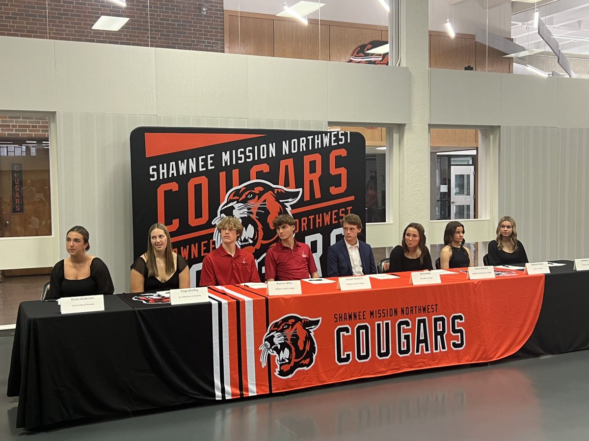 Eight student athletes sign to continue their post secondary academic and athletics #EveryDayChampion . @smnw_office @theSMSD