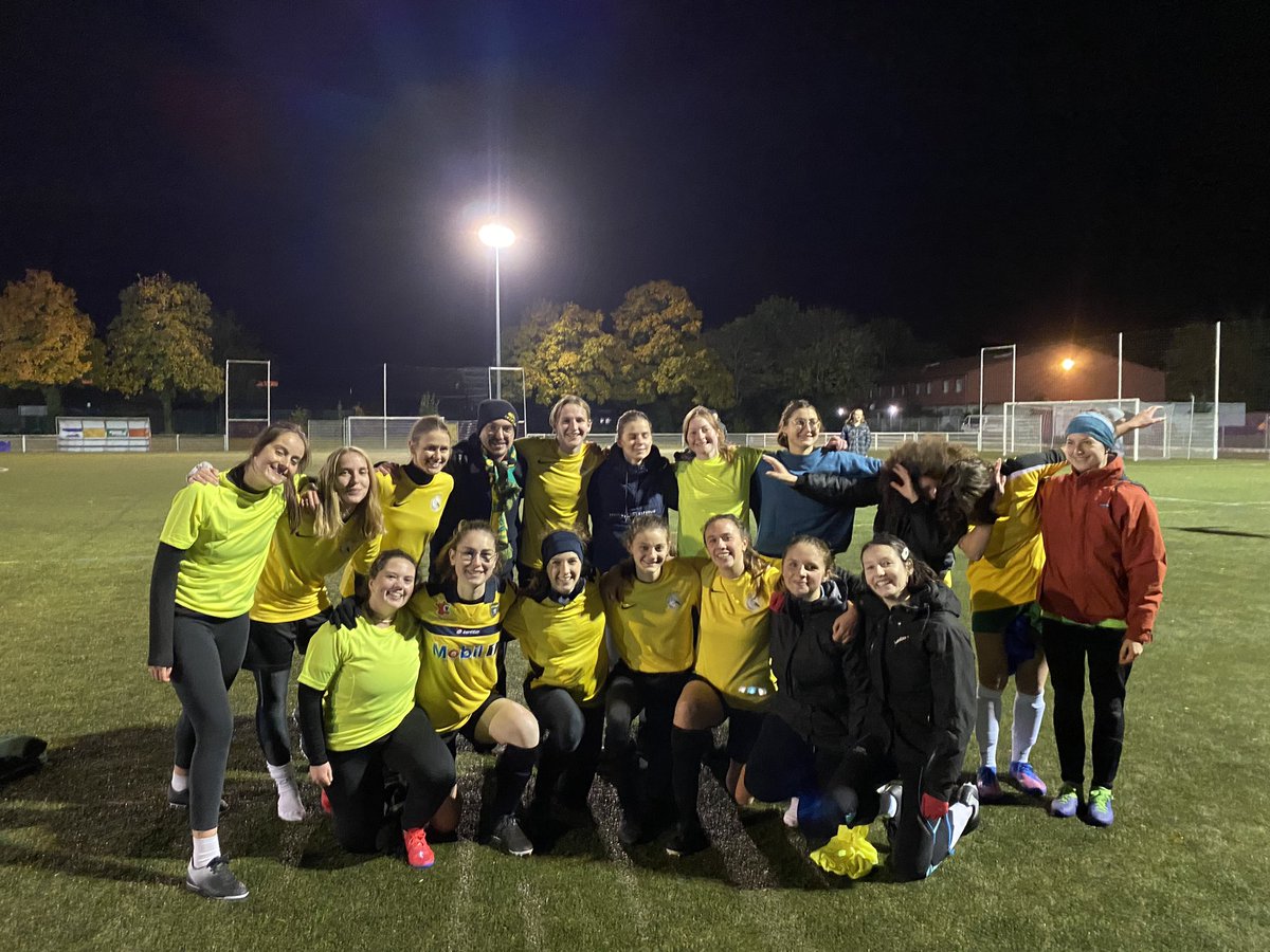 🖤💛 
Grand retour du FC Cuej avec une défaite 6-0 contre <a href="/equipedefranceF/">Equipe de France Féminine</a> 

Un premier match de préparation capital pour poser les bases de la future victoire au <a href="/TFIEJ_2024/">TFIEJ 2025</a> 

Comme disait Nelson Mandela :  «  Je ne perds jamais, soit je gagne, soit j’apprends ». 

Un seul amour