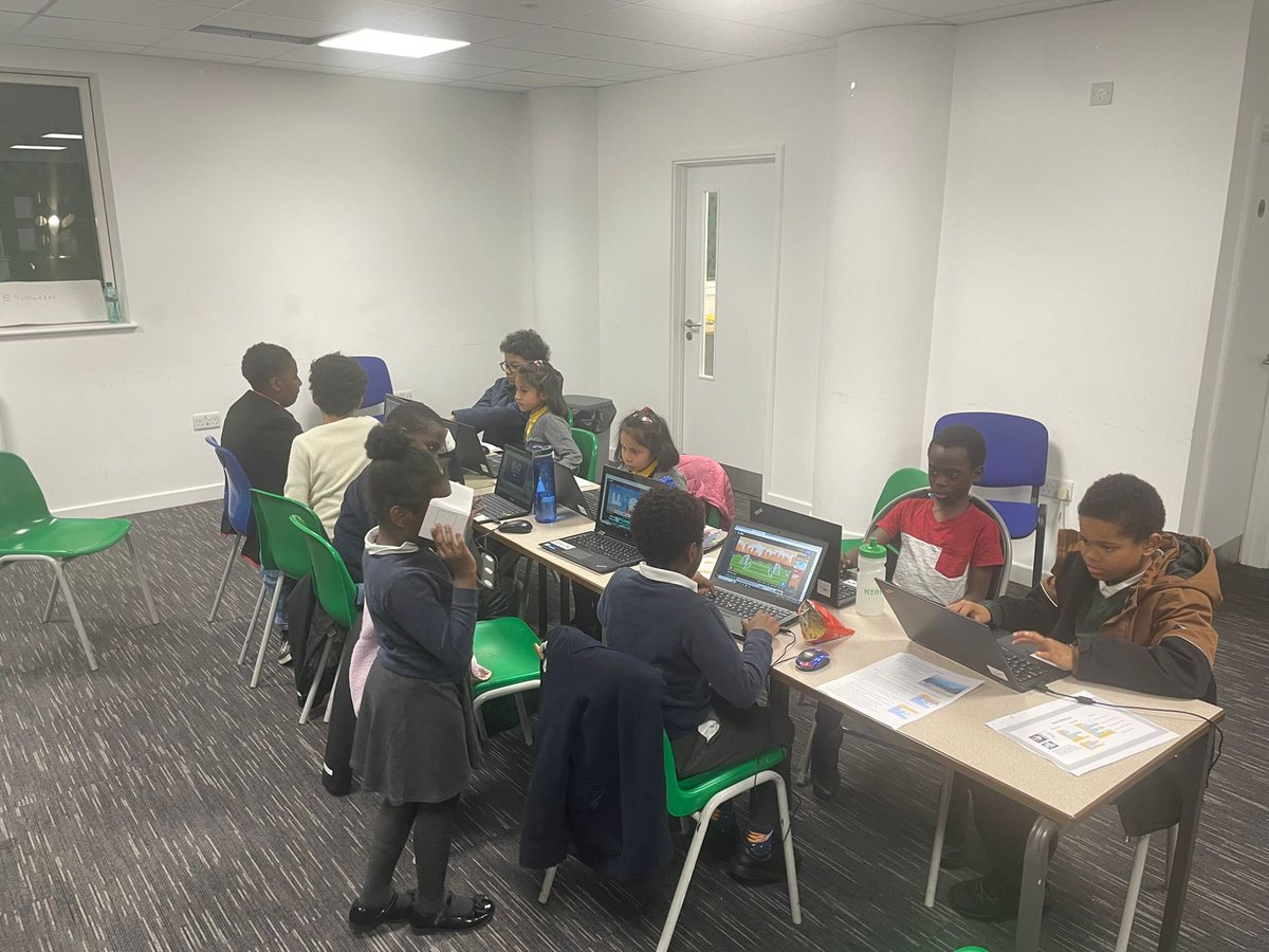 @millenniumcic & Lambeth Resident engagement Team are proud of the turnout at Wimbourne @Coding class. @LambethCouncil ⁦@BayoDosunmu⁩ @LegoRobotics @StemEducation @CPens ⁦@emmawestonDU⁩