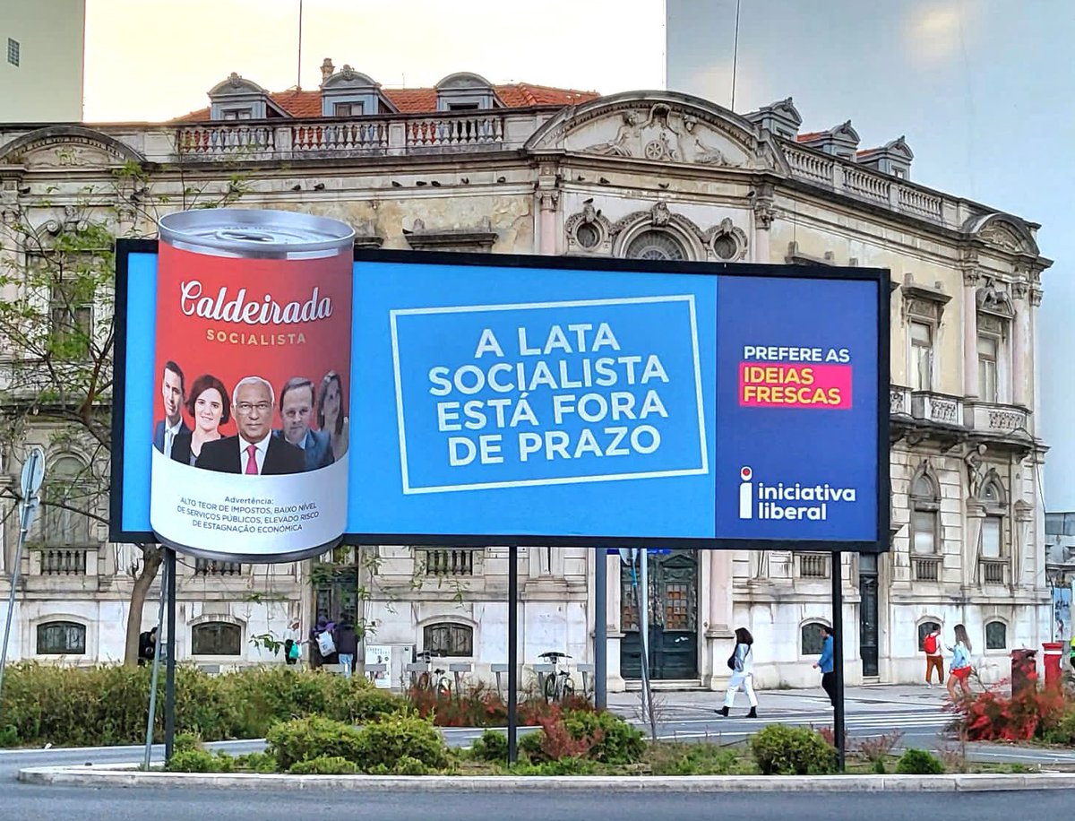🔴🔵 PREFERE AS IDEIAS FRESCAS 

Servicos públicos em colapso. Modelo de governação esgotado. Estagnação económica. 

A lata socialista já estava fora de prazo há muito. A caldeirada do governo de maioria absoluta foi intragável. 

É altura de mudar de vida, finalmente! 

Prefere