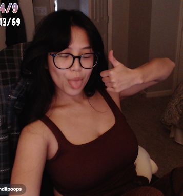 rt if u wanna get thumbed https://t.co/hmPxoT5DFf