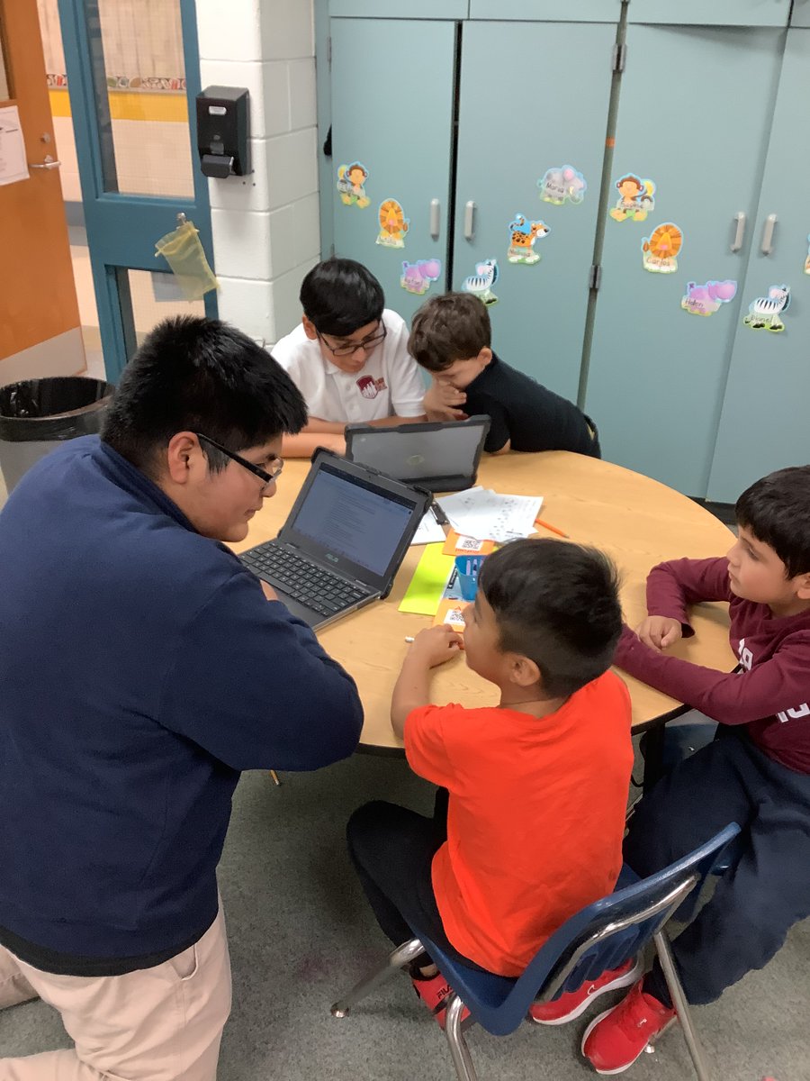 LMSMrZunigaLIA's tweet photo. The @D33Leman @latinosinacti0n students started tutoring today! The LIA leaders worked on get to know you activities with their tutoring buddies! We will start tutoring reading and literacy next week! #famiLIA #D33Pride #D33Orgullo #leadersinourcommunity #igniteLMS ⚡️ https://t.co/9HdOy8heVA