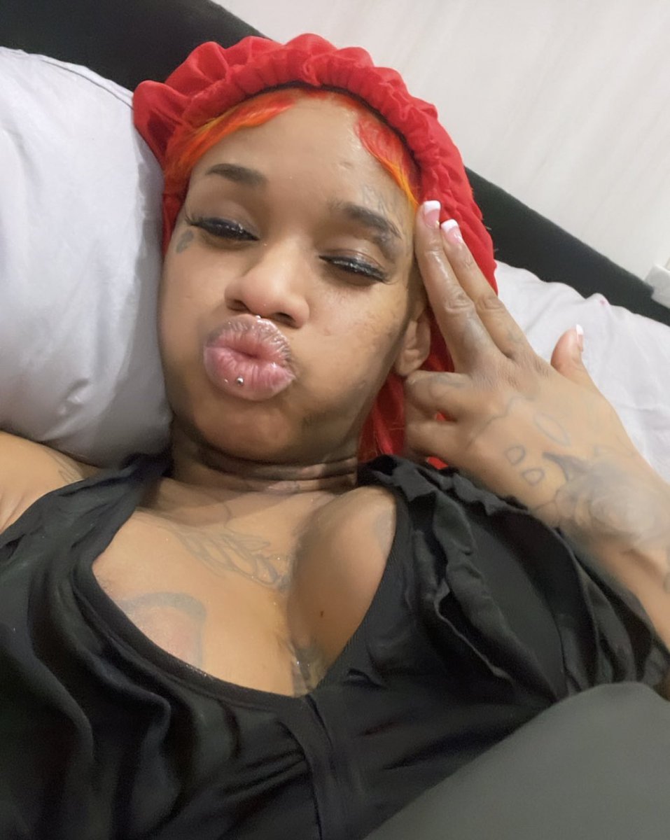SexyyRed314_ tweet picture