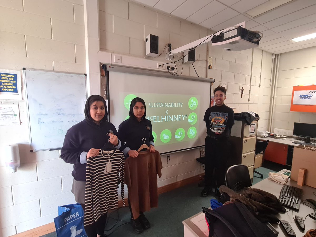 FinnValleyColl's tweet photo. Huge thanks to Richie Crawford @McElhinneys for his educational talk on #Sustainability Great to see all the good work @McElhinneys invest into a #GreenStore Thanks to Ms Murray for organising #ActiveListening #Insightful #GreenSchool #WeAreDonegalETB https://t.co/B6MOHUlNjx