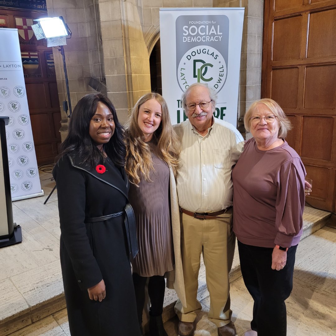 nluckhardt's tweet photo. Meeting Marshall Ganz at the @DCLFoundation lecture series last week was a once in a lifetime opportunity - as well as taking his Public Narrative course. 

The wildest part was that of the 200+ students around the world, I got to meet one of them!

Hope is the inverse of fear 🤍 https://t.co/H8dh2quYrk