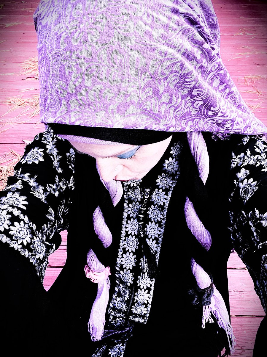 EverBow's tweet image. pick up the newest release from Bow Ever Down GOODBYE available now on bandcamp 
boweverdown.bandcamp.com/album/goodbye