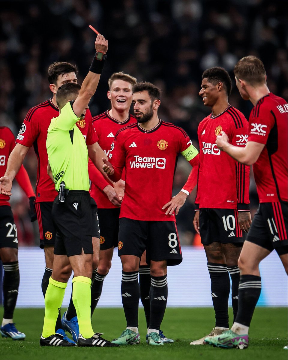 AliceTalksFooty's tweet photo. So far this season Man Utd have had 6 goals disallowed, conceded 6 penalties, had 2 red cards, 7 "subjective" decisions against them by VAR.

While only being given 1 penalty,  and having 1 subjective decision given for them by VAR in all comps.

We haven't been good enough this season, so we can't do an Arteta and just blame VAR/Refs. But this season we have had 0 luck.

Nothing has gone our way with VAR, and it's getting tiring on top of the all the injuries. 
Feels like we are cursed #mufc!