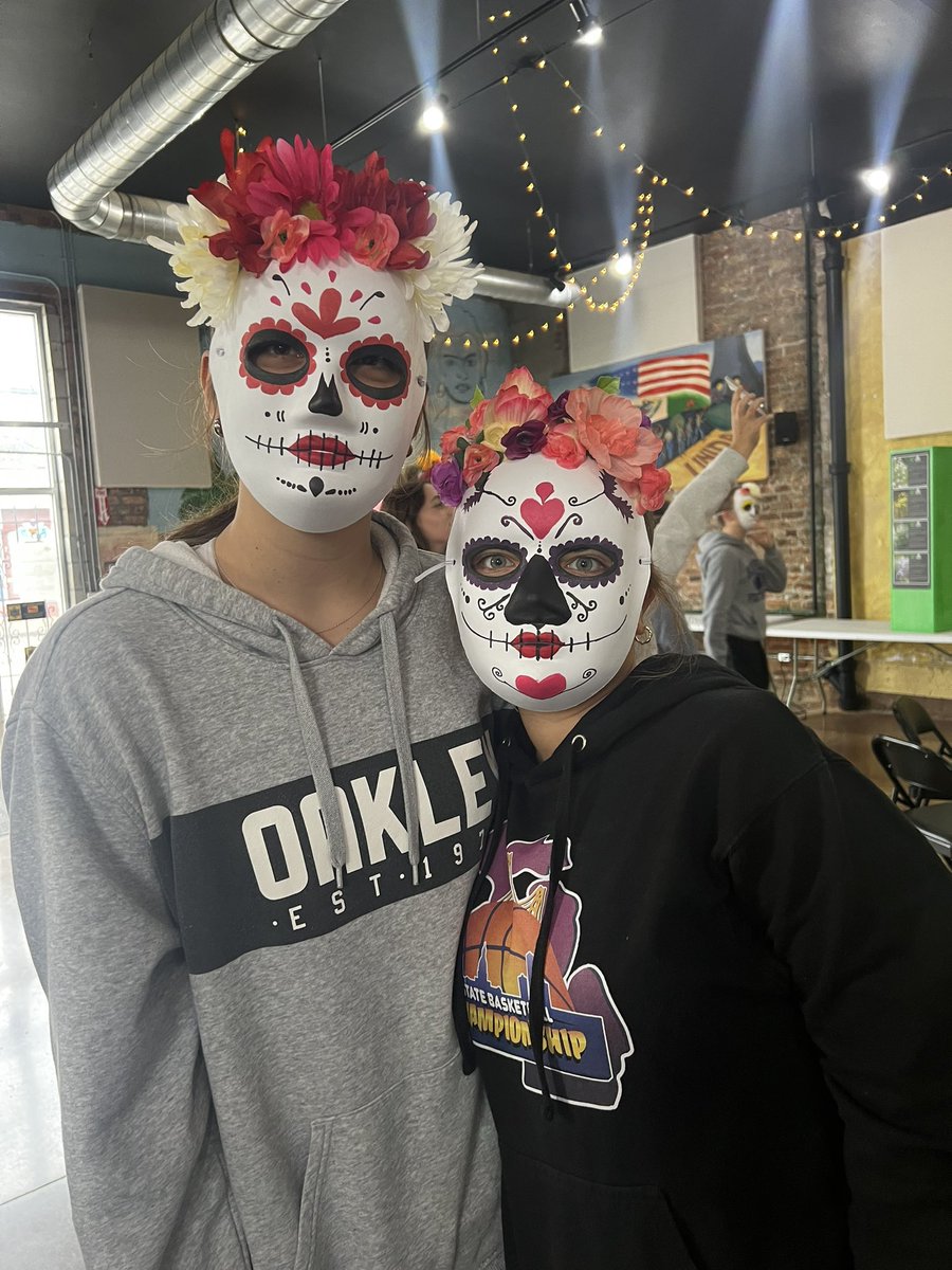 nbreitner's tweet photo. BHS Spanish 2 visiting Sofia Quintero Art and Cultural Center. https://t.co/uRny00k1LL