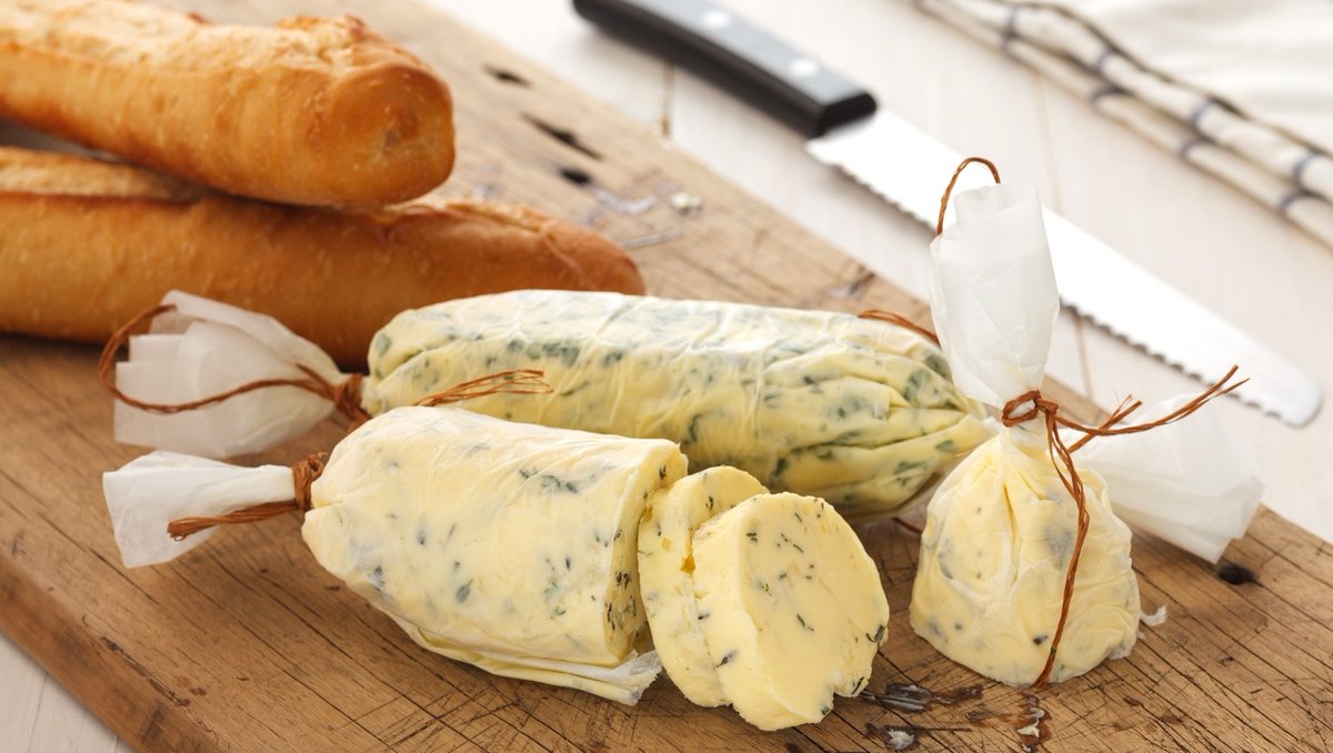 BDRdaily's tweet photo. You Need to Try These Compound Butter Recipes
https://t.co/4krdCjqyKq
#butter #compoundbutter #thanksgiving #thanksgivingturkey #turkeyday #compoundbutterrecipes #butterrecipes #herbsandspices #morebuttermorebetter #recipes #thanksgivingsides #thanksgivingrecipes https://t.co/PzYNWW1qPv