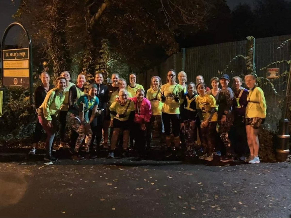 Prestwichplodd1's tweet photo. What a bumper turnout this evening. Along with run leaders, we had over 50 ladies join us for a walk, jeff, 5k and 7k.
Unfortunately, no pic from the walkers but they are added in the numbers 👍
#happyplodding
#plodderslovetorun
#ploddersplod
#plodsupport https://t.co/rD2PLasorW