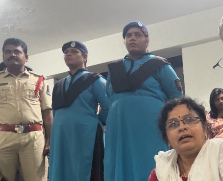 studentbodyeflu's tweet photo. At a meeting where the proctor and the students were merely having a discussion, we had to endure the presence of a bus load of police personnel and campus guards, some of them shamelessly recording the students. Is this what the uni calls trust?
#EFLUHungerStrike #EFLU https://t.co/ARl2rOVyhx