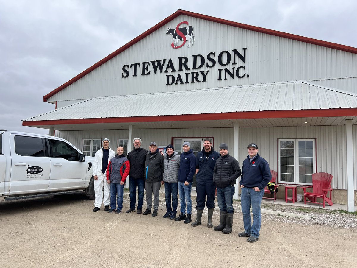 Yesterday, we had the opportunity to tour this awesome group of dairy farmers and nutritionists from Ukraine through a few farms. Focusing on butterfat production as well as forage management. Thank you to the farms for opening up your doors! #HPNutrition