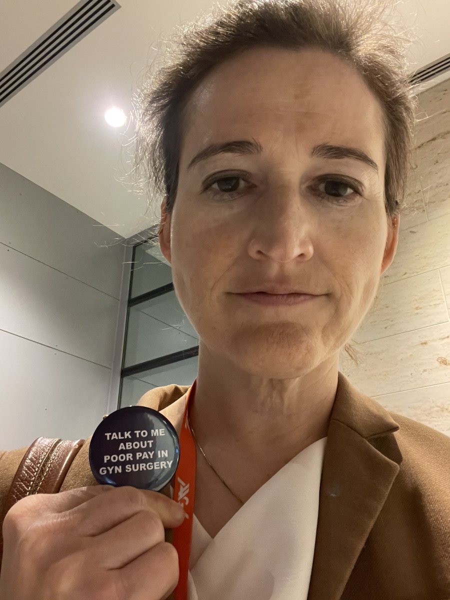 Talk to <a href="/louise_p_king/">Louise Perkins King</a> @jfitzgeraldMD about the “double discrimination” in gyn surgical pay. We work hard to provide subspecialty care but average pay is 1/3 less than general OB/gyns and 50% of general surgeons.
<a href="/AAGL/">AAGL</a> <a href="/AAGLJMIG/">JMIG</a> <a href="/FMIGS1/">FMIGS</a>