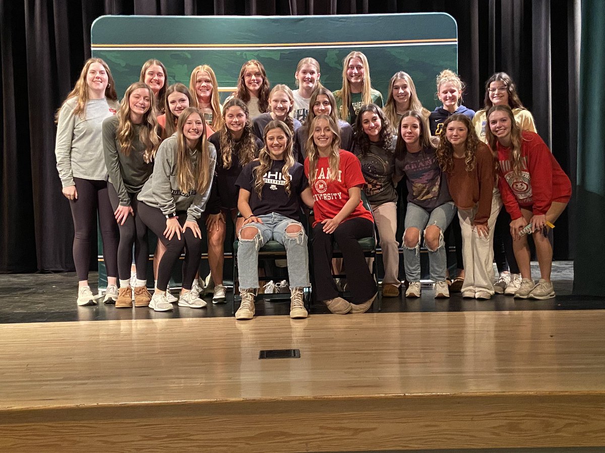 Congratulations to Darbi Ricketts and Micah Wall.

Darbi signs with Ohio University!
Micah signs with Miami University!

Your teammates and coaches are proud of you!

Go Bobcats and RedHawks!
