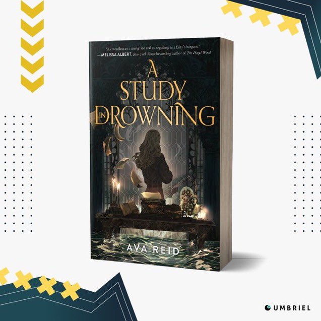 UniversoDSilvia's tweet photo. ⚠️ATENCIÓN⚠️
En 2024 @umbrieleditores publicará #AStudyInDrowning de Ava Reid.
Unas fuerzas oscuras intentan impedir que Preston y Effy desentrañen los misterios detrás del legado del autor Emrys Myrddin. https://t.co/mXuomTDKAA