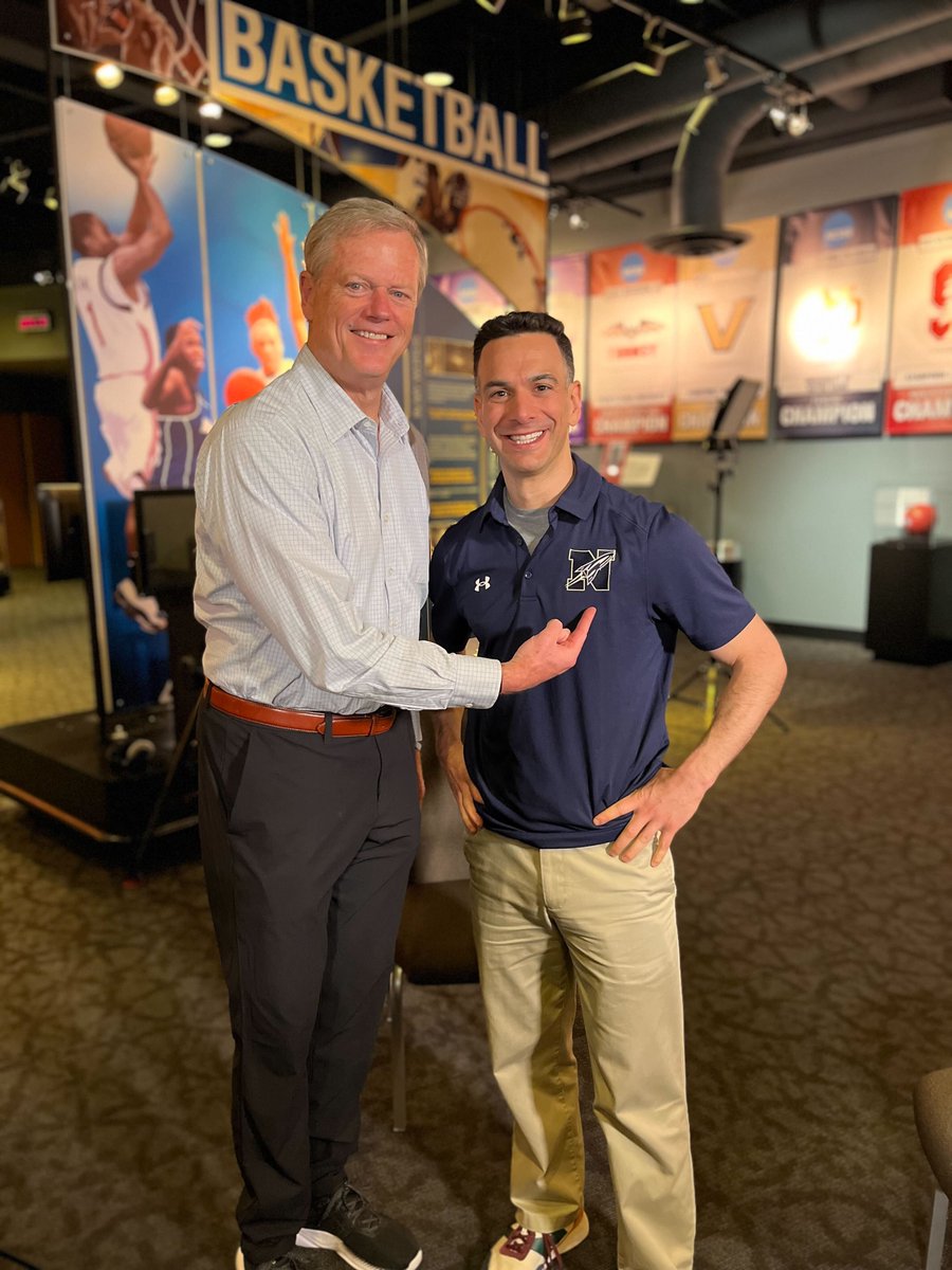 Put up some shots at the @NCAA's Hall of Champions gym with fellow Needham High School graduate and @NBCNews reporter @noahpransky while talking about all things college sports.