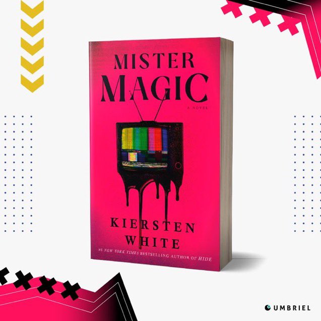 UniversoDSilvia's tweet photo. ⚠️ATENCIÓN⚠️

En 2024 @umbrieleditores publicará #MisterMagic de @kierstenwhite.

Antiguas estrellas infantiles se reúnen para desentrañar la tragedia que puso fin a su programa. ¿Cuál es el secreto que esconde su enigmático presentador? https://t.co/aCIzCs5EgD