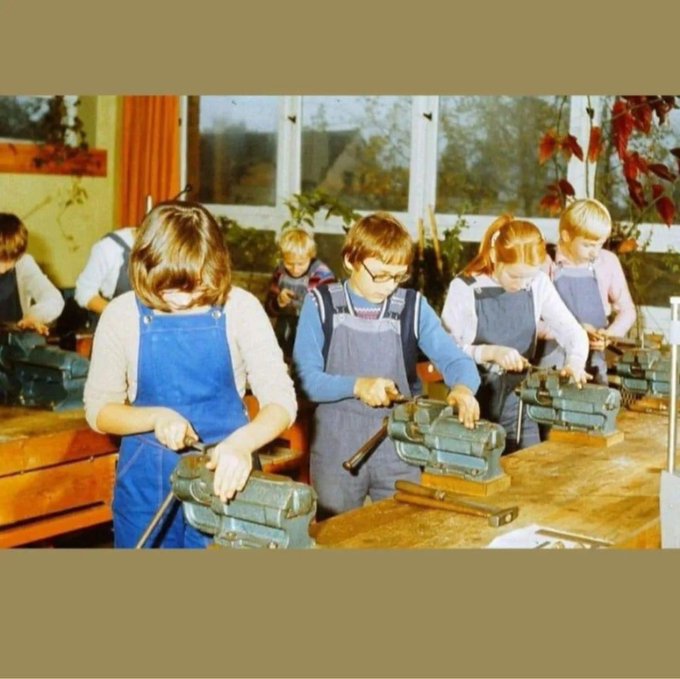 F-cXQAOXIAAXlR4?format=jpg&name=small