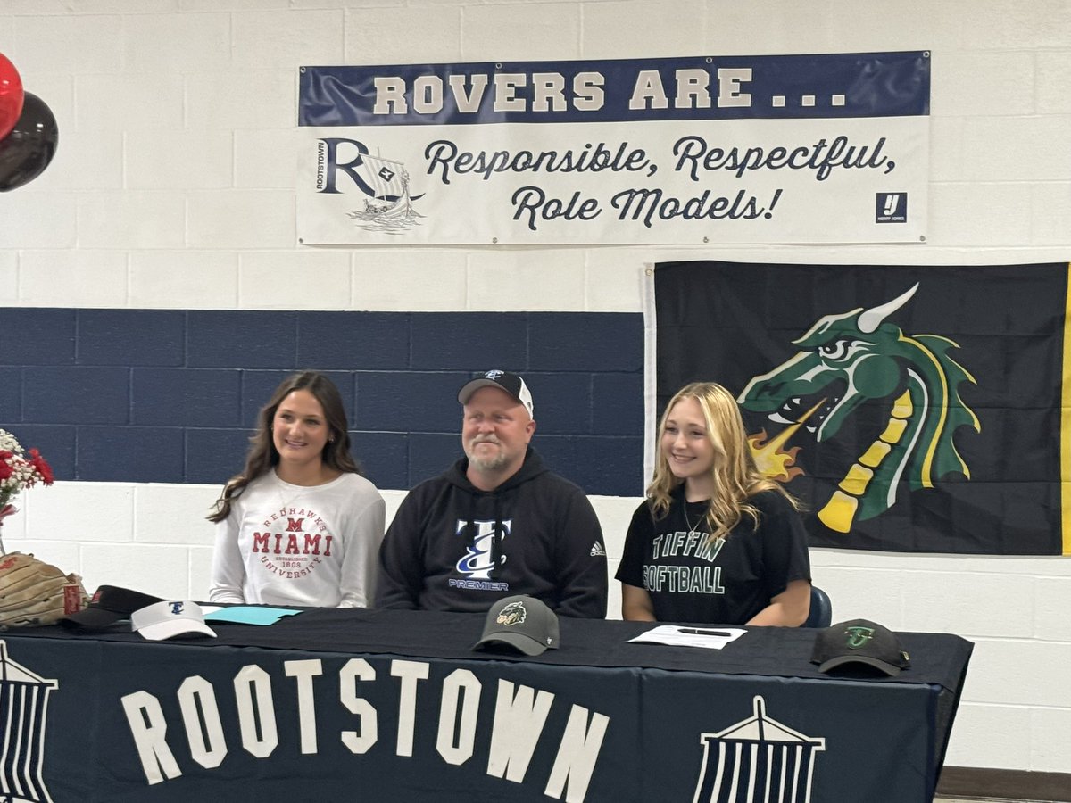 NatSoftball2024's tweet image. It’s finally official! Thank you so much @OilerPride22 for coming out for our signing day! Thank you to my lovely HS teammates who came as well. So beyond excited to be a gon! 🐉💚@TiffinUSoftball @Reise26 @99KaitlynH @KriegerShelbie