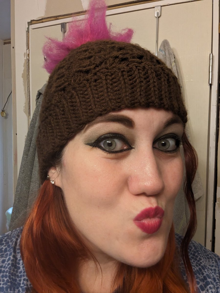 locknessi13's tweet photo. Toque I made ❤️ https://t.co/h7k6cGEWJt