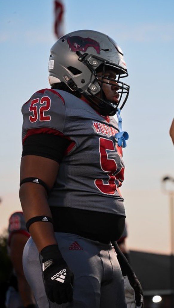 Xavier Foxhall tweet media