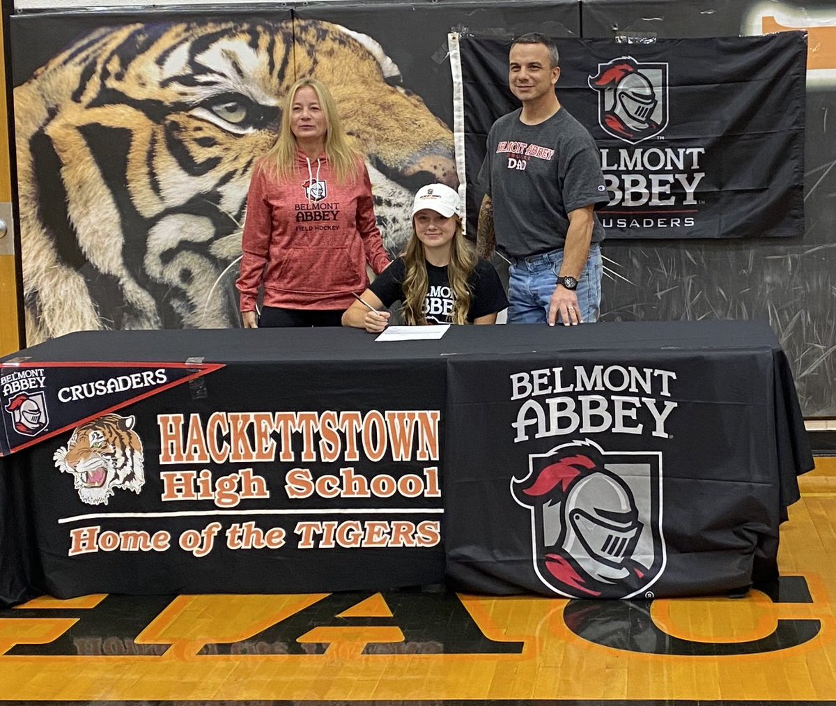 HHSTIGERS's tweet image. Congrats to HHS Senior Field Hockey Player Skyler Sciaretta who signed her letter on Intent to continue athletic  and academic career at Belmont Abbey College!! #TigerProud