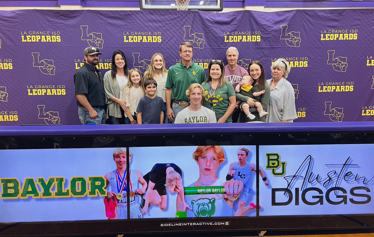 La Grange Track & Field tweet media