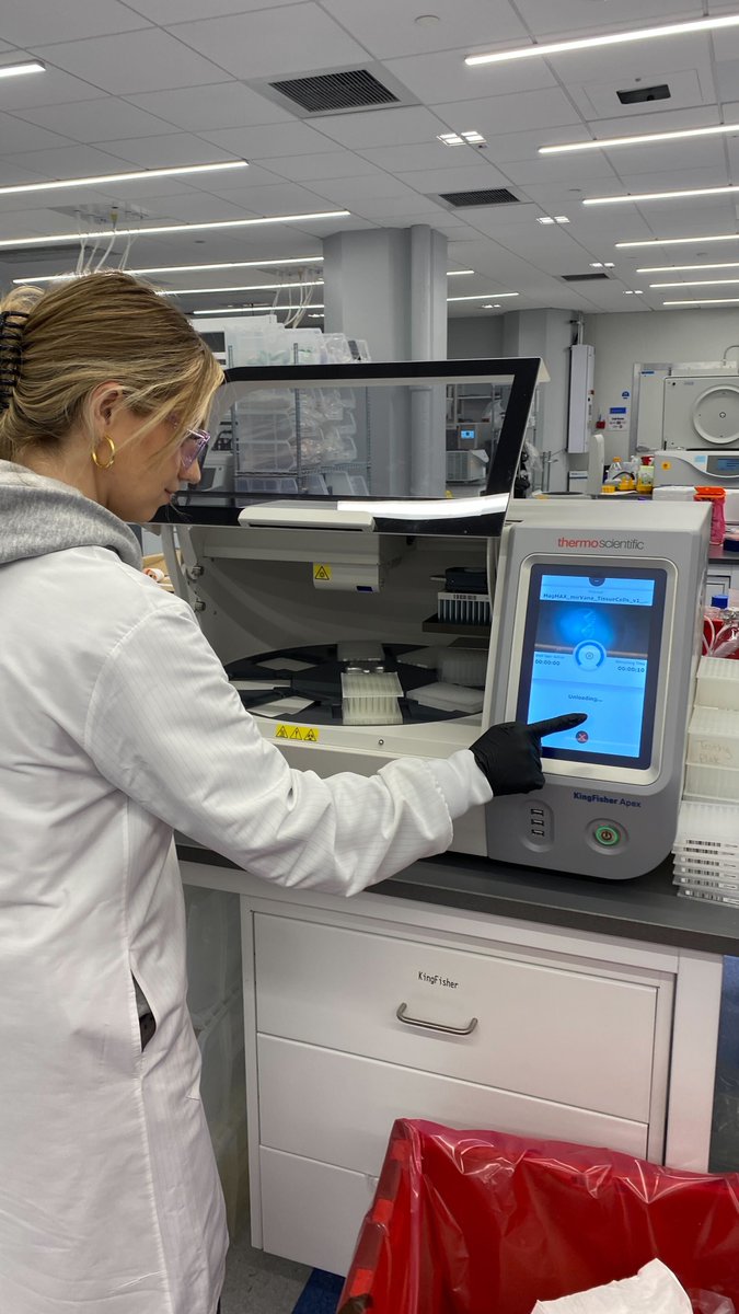 StrandTx's tweet photo. Today is #NationalSTEMDay! Science, technology, engineering, and math education led us to the groundbreaking work we do at Strand every day. #BioTechNews #BioTech #mRNAResearch #mRNA #mRNATherapies https://t.co/AS8Ml5lSn1