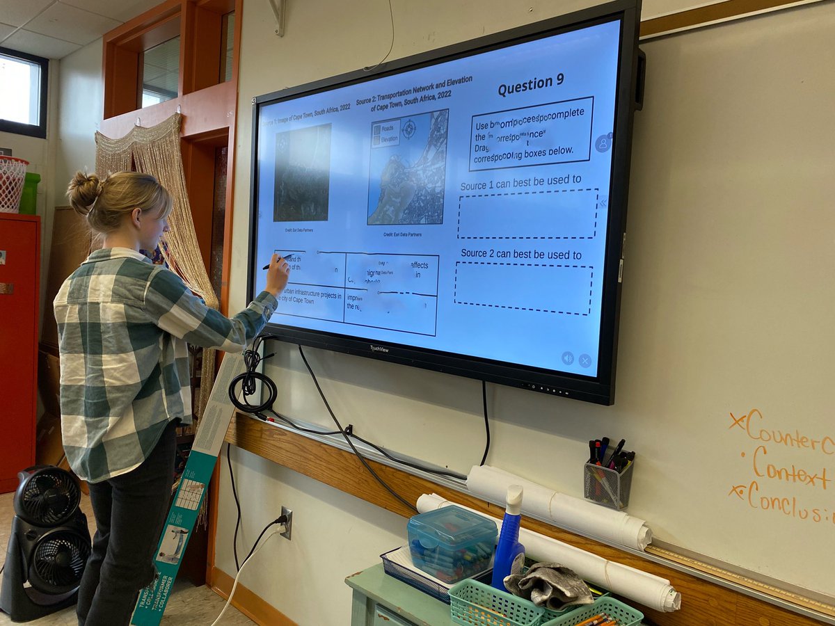 MsSelv_SHS's tweet image. Wednesday, students in Pre-AP World History &amp;amp; Geography engaged in a reteach of Evaluating Evidence standard. Students reviewed their responses, explained what thinking led them to a correct/incorrect response, &amp;amp; shared that thinking #studentledlearning @_salemhigh_