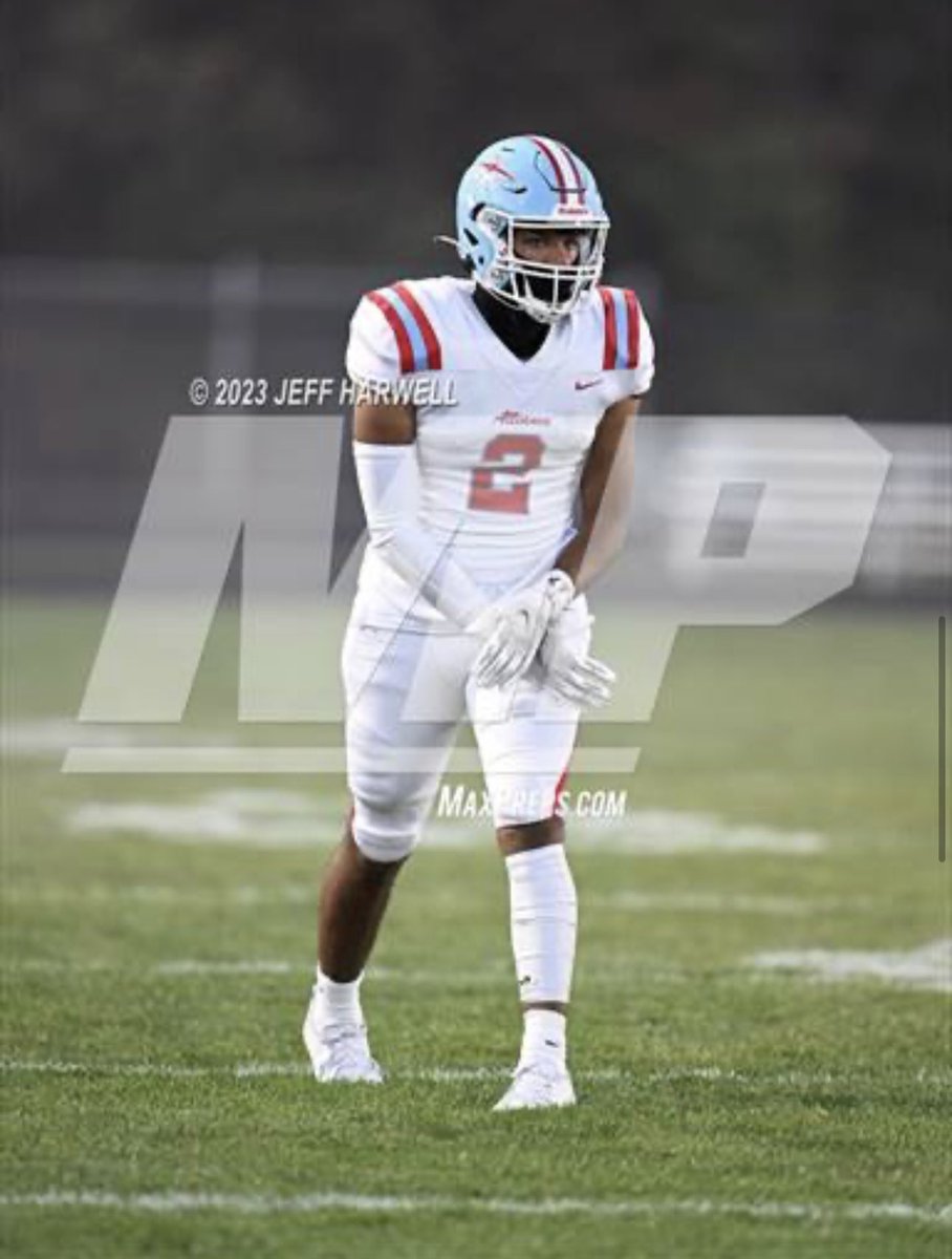 kvaughn555's tweet photo. 1st team all county
1st team all league 
1,032 yards in a season (2nd all time)
55 catches (2nd all time)
4 year lettermen 
Thank you alliance🩵 https://t.co/er3LPRQa8Z