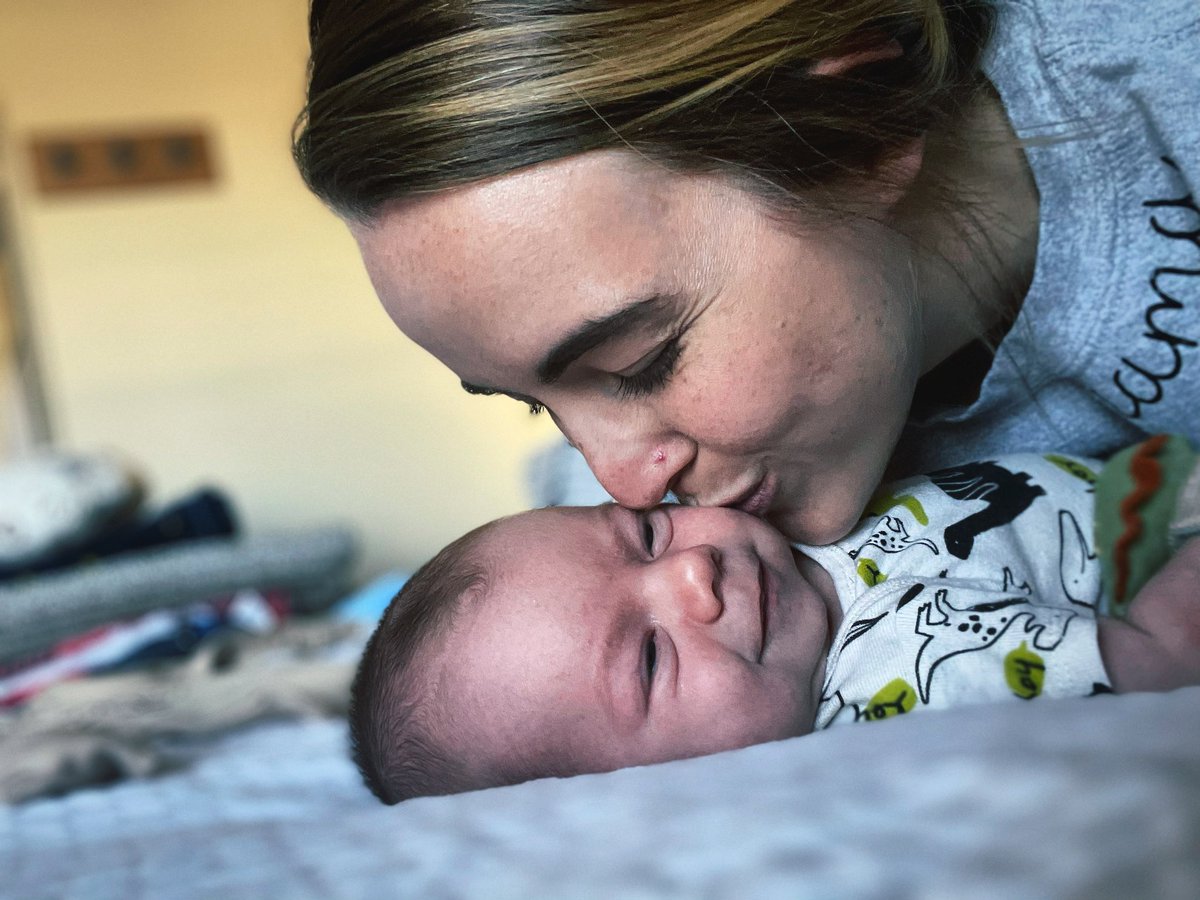 kelsoreiss's tweet photo. MOM is the best title💙 https://t.co/GV10Skwh1j
