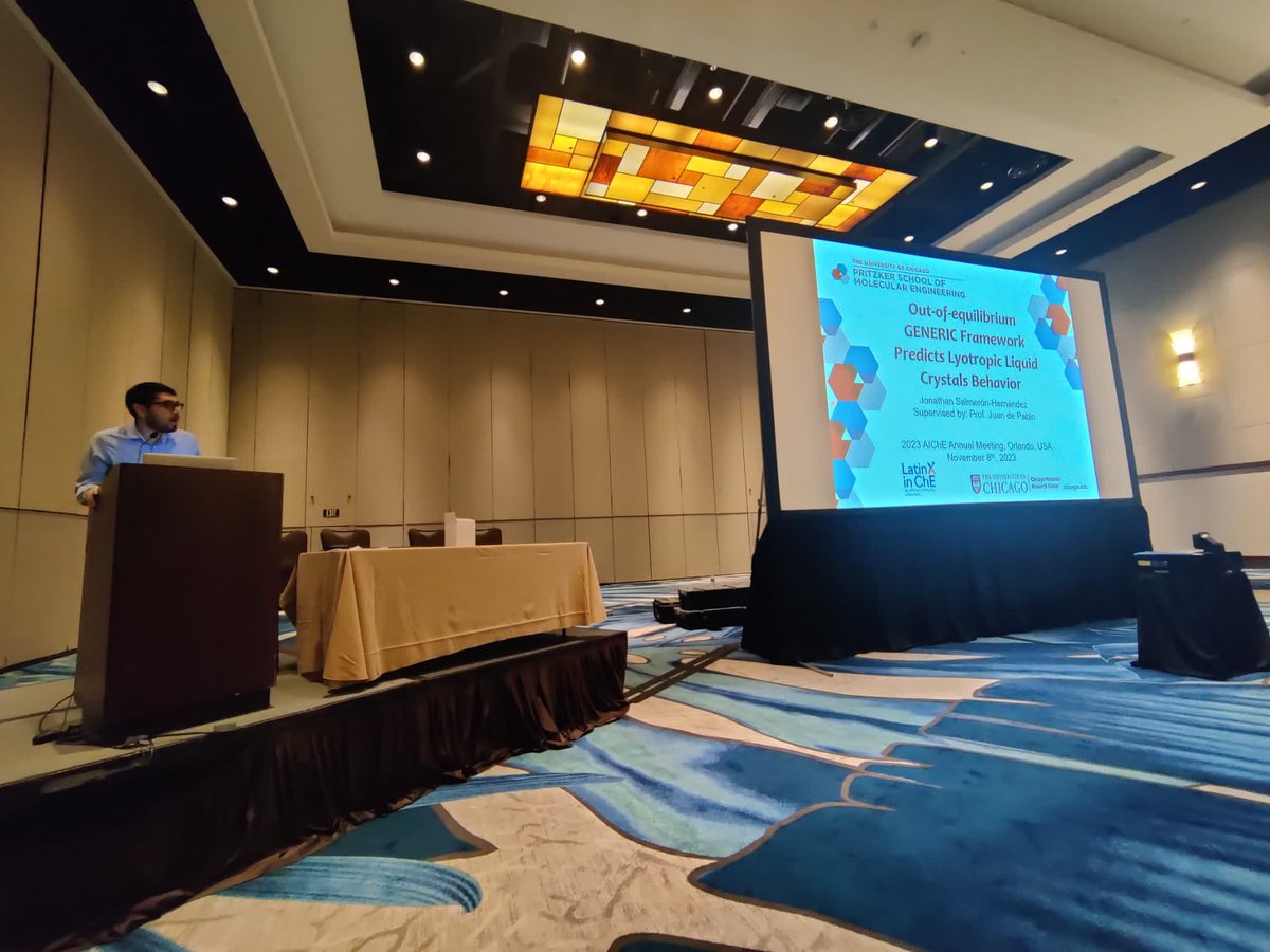 LatinXinChE's tweet image. Finally, we finished the session with Andres Cabeza, Jonathan Salmeron-Hernandez, and @LabresRivera