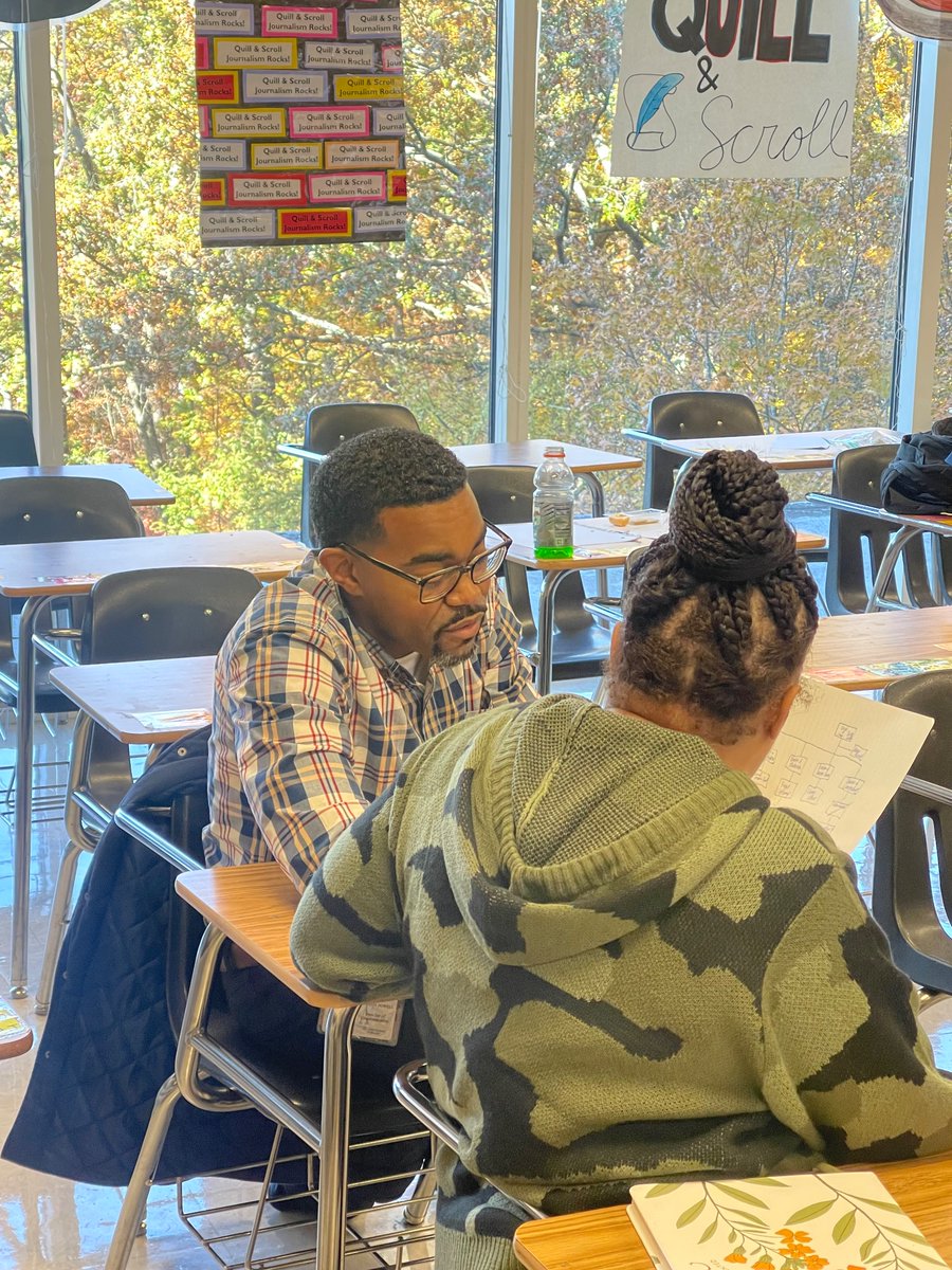 wardellhunterED's tweet photo. Who’s up next?  HR buddy Kevin Hills and I presented on succession planning at APS’ HR Summit.  Session participant discussed preparedness for departure of employees.  What if … leaves? Who’s prepared to take that role? @apsupdate @hr_nicoleL #developpeople https://t.co/WUzZskKJNt