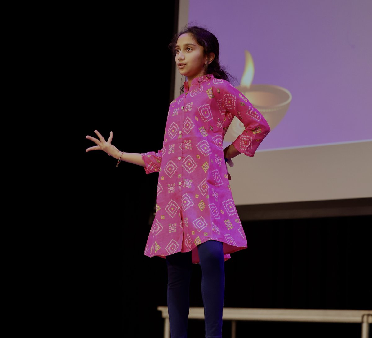 BISHouston's tweet image. Taking our learning beyond the classroom to learn about the Festival of Lights, Diwali! #primaryassembly #BISHouston #createyourfuture