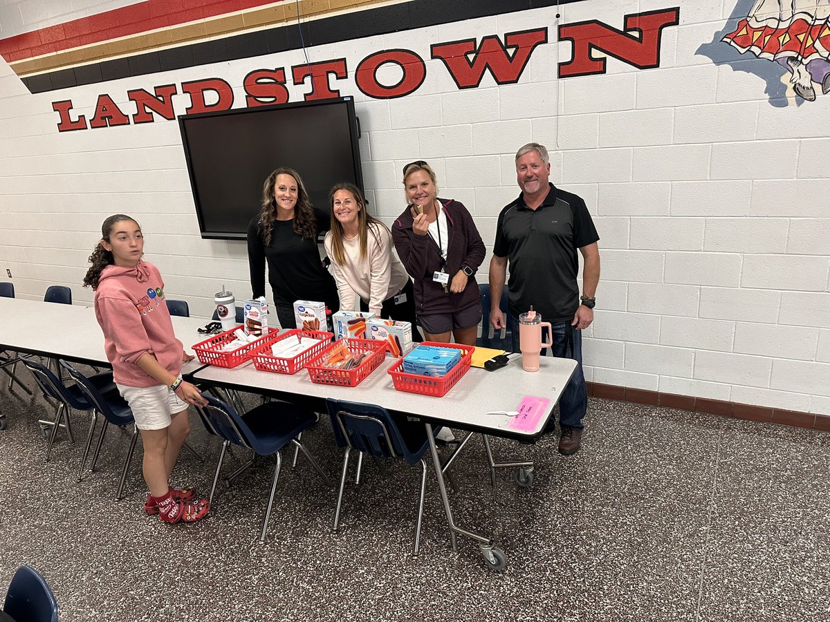 Landstown Middle tweet media