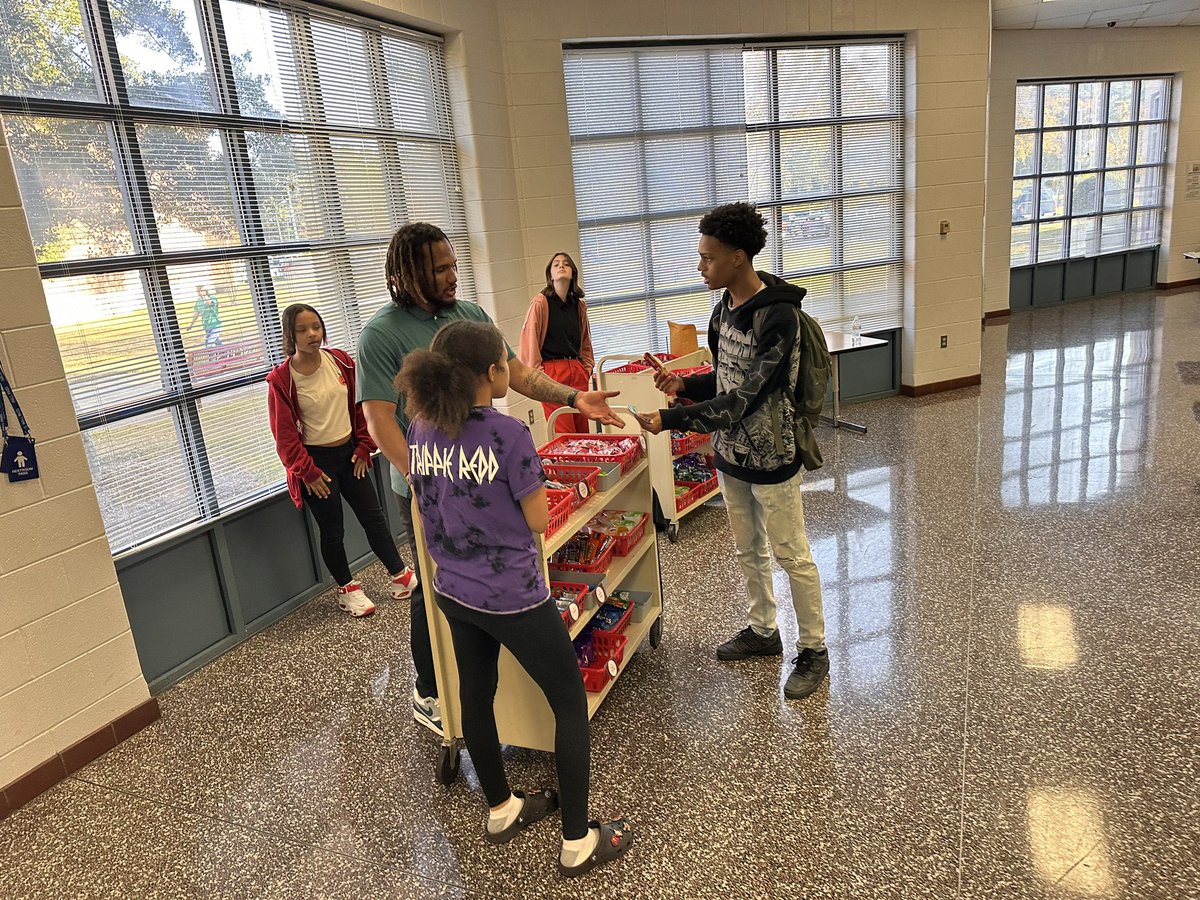 Landstown Middle tweet media