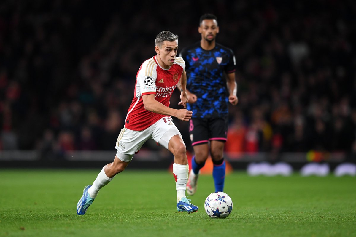 LTrossard's tweet photo. Good night, Gunners! 🆑🙌 https://t.co/HQEcNPPknv