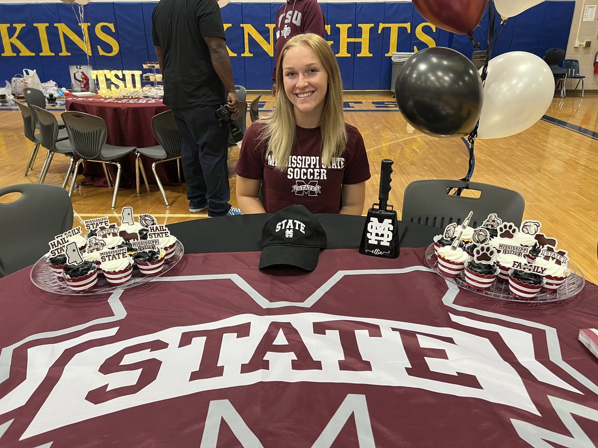 HailStateSOC's tweet image. Officially a Dawg! 

#HailState🐶