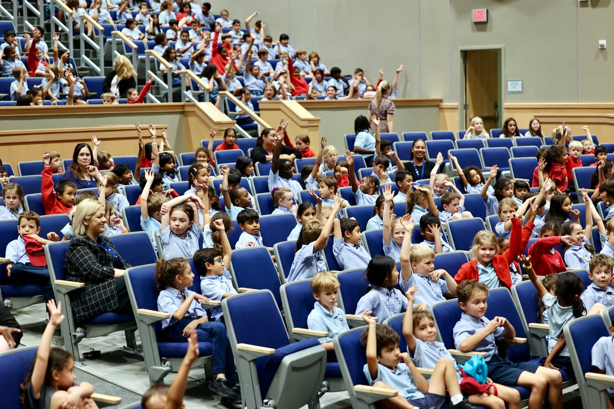BISHouston's tweet image. Dreams, Goals and Resilience!
Welcome to our Jigsaw #primaryassembly with our #worldclassteacher Ms Pittman working towards our goals!
#naecreateyourfuture #BISHouston