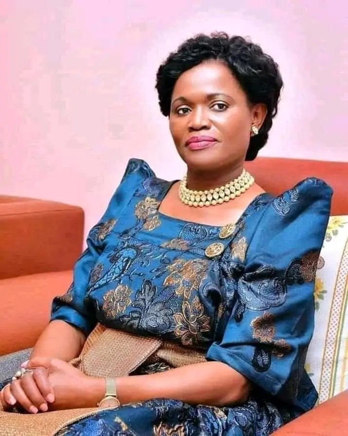 Amazaalibwa amalungi eri Maama Nnabagereka wa Buganda kingdom, her Royal Highness #SylviaNaggindaLuswata 🎉🎂 HAPPY BIRTHDAY, YOGAAYOGA NNYO OKUTUUKA KU MAZAALIBWA GO 🎊