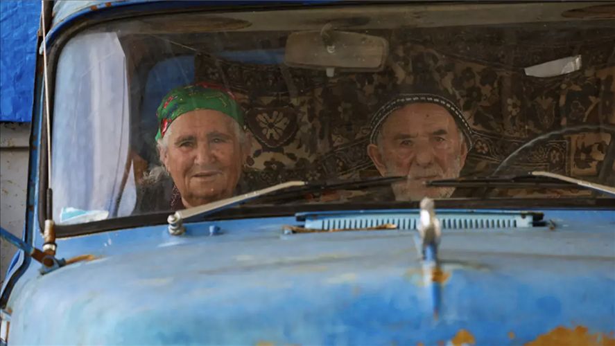 jadaliyya's tweet photo. We urge the international community to place pressure on Azerbaijan and to establish guarantees for the safe return of Armenians to the region.
"Where Is the International Will to Respond to the Ethnic Cleansing Taking Place in Karabakh/Artsakh?"
https://t.co/27Vn1fqZTI https://t.co/rRfvR1zh2p